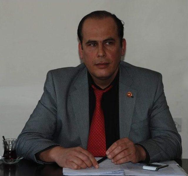 Karpuzlu Belediye Başkanı Tuğrul Ozan’dan Pankartlı Mesaj