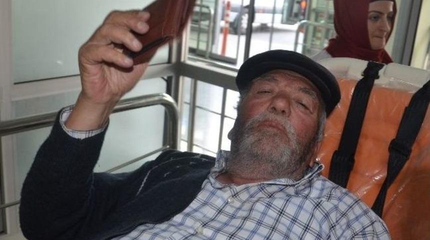 Dedelerin Bastonlu &lsquo;tespih&rsquo; Kavgası