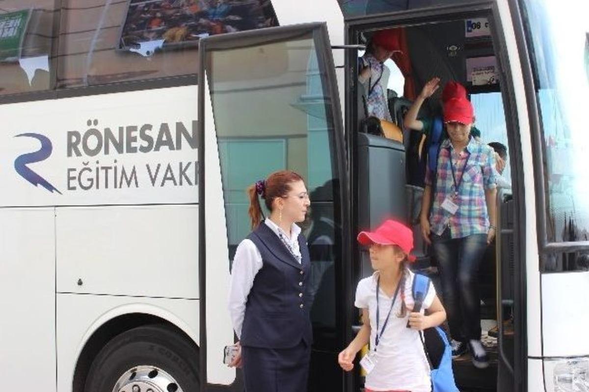 R&ouml;nesans Eğitim Vakfı, Samsun-asarcık Yibo &Ouml;ğrencilerini Ankara&rsquo;da Ağırladı
