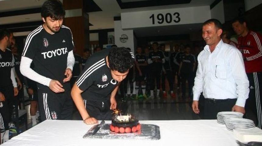Beşiktaş'ta Pedro Franco'nun Doğum G&uuml;n&uuml; Kutlandı