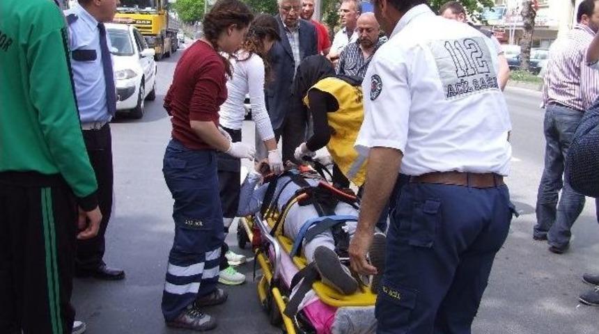 Kırmızı Işıkta Kaza: 1 Yaralı