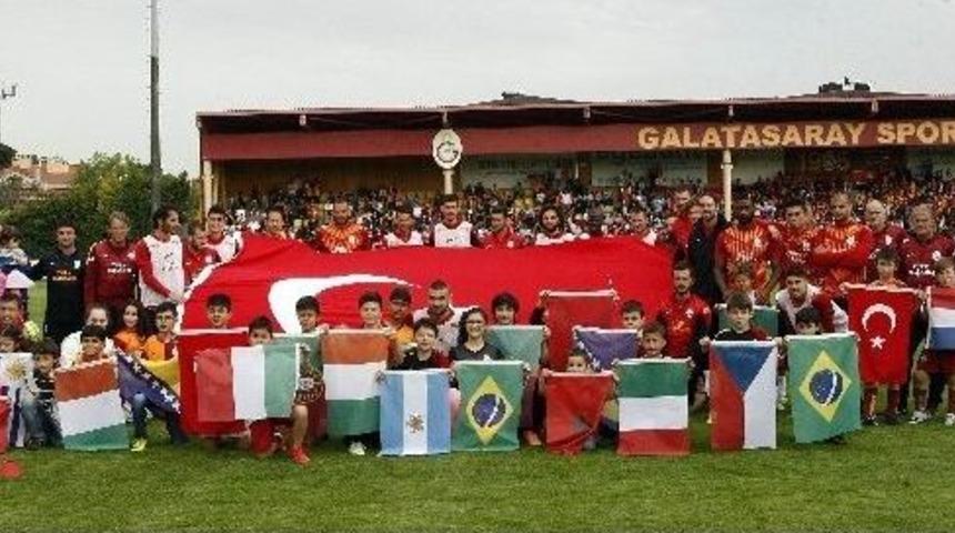 Galatasaray&rsquo;da 23 Nisan Sevinci