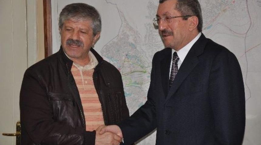 Ahmet Maranki&rsquo;den Karab&uuml;k Belediyesi&rsquo;ne Ziyaret