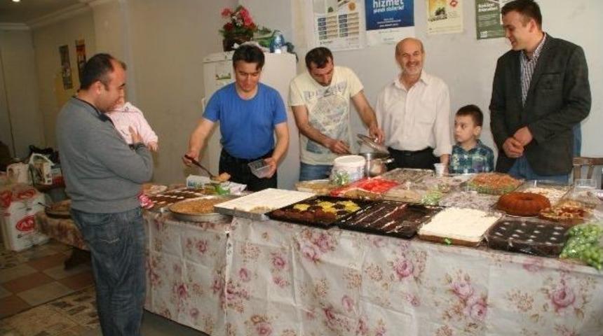 Umut Yardımlaşma Derneği&rsquo;nden Kermes