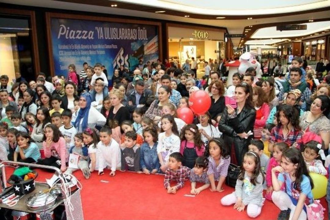 Piazza Avm&rsquo;de 23 Nisan Etkinliği