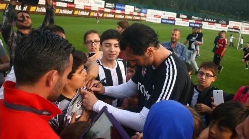 Beşiktaş, Sivasspor Ma&ccedil;ı Hazırlıklarını S&uuml;rd&uuml;r&uuml;yor