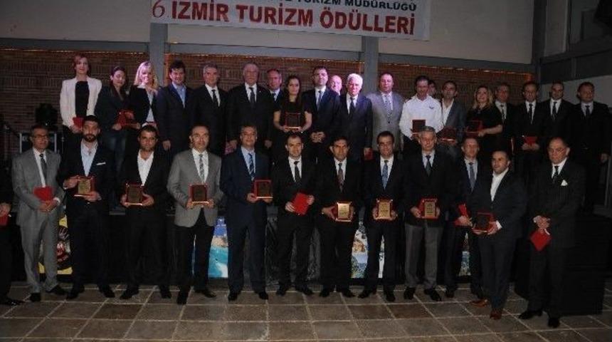 İzmir'in Turizm &Ouml;d&uuml;lleri Sahiplerini Buldu