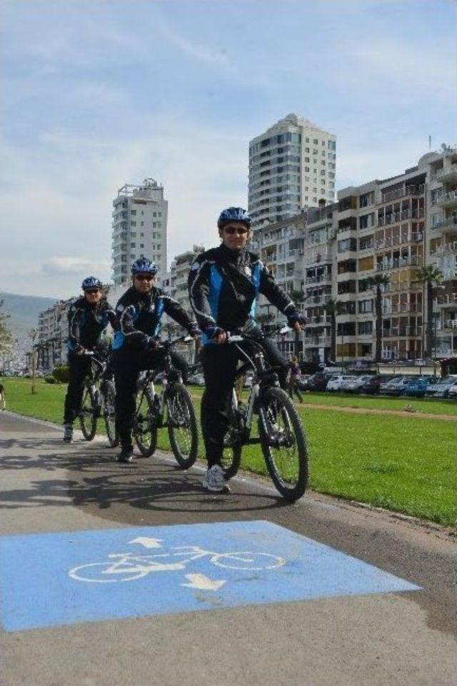 İzmir in Bisikletli Zabıtaları İşbaşında 1