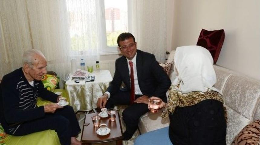 90 Yaşındaki &Ouml;ğretmene Vefa Ziyareti