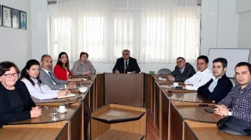 &Ccedil;&uuml;'de Akademisyenler, &Uuml;niversite-sanayi İşbirliği İ&ccedil;in Bir Araya Geldi