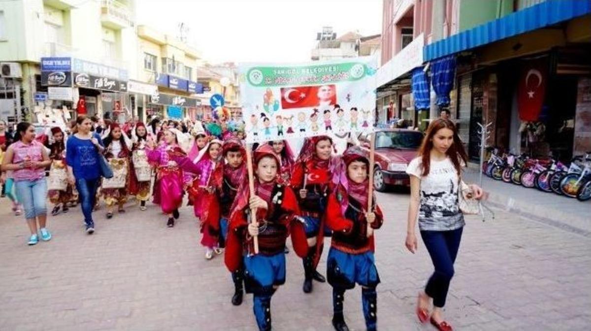 Sarıg&ouml;l Belediyesi 4'&uuml;nc&uuml; &Ccedil;ocuk Şenliği Coşkulu Ge&ccedil;ti