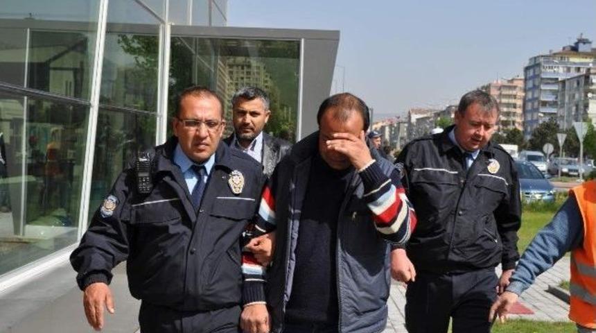 İşsiz Kaldı İnşaatın 17. Katına &Ccedil;ıktı