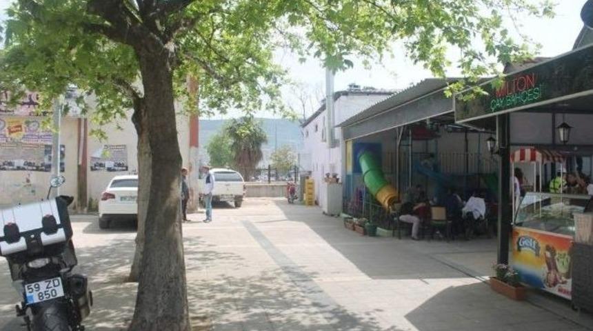 Gemlik'te K&ouml;pr&uuml; &Ccedil;ilesi