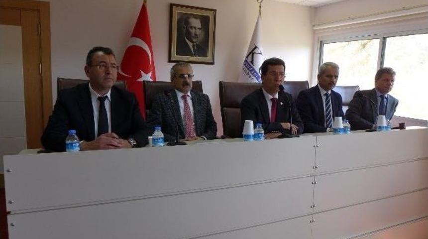Kuşadası Ticaret Odası&rsquo;nda &Ccedil;evre Yolu Toplantısı
