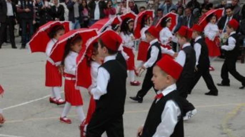 K&uuml;re'de 23 Nisan Coşkuyla Kutlandı