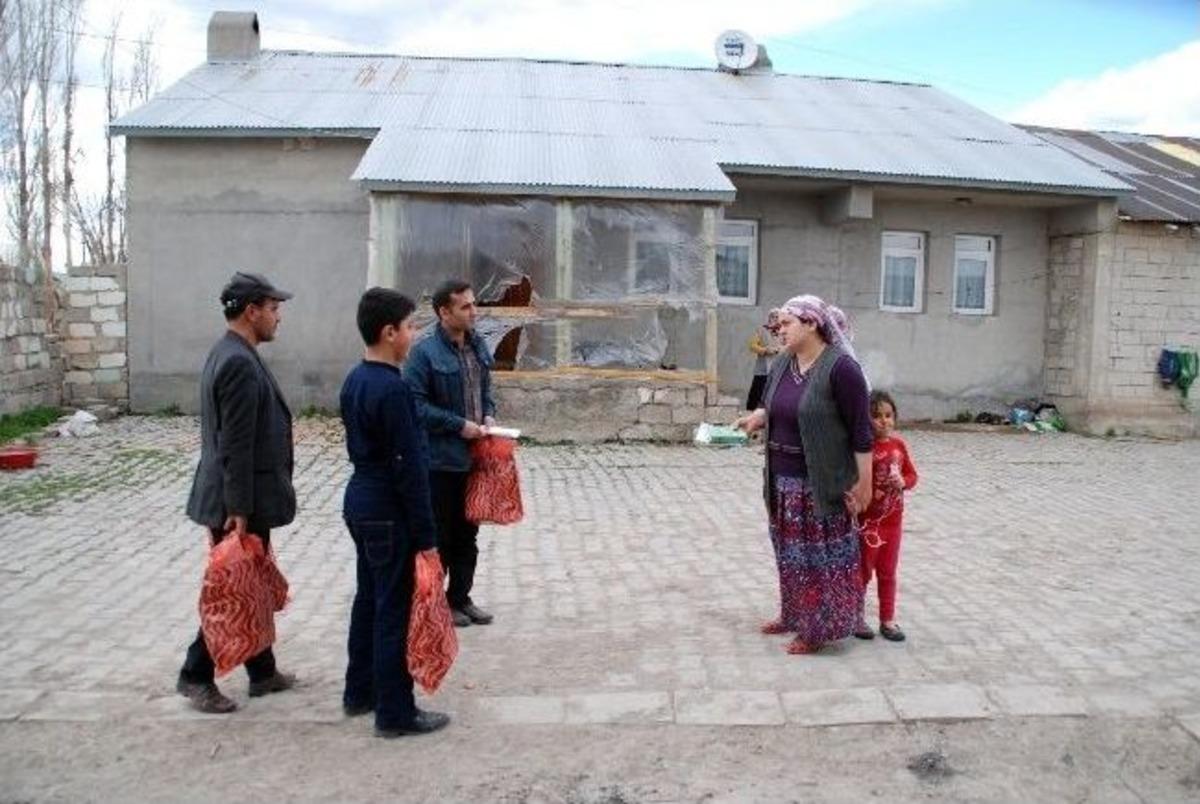 Peygamber Sevdalılarından Her Eve Bir Kur&rsquo;an