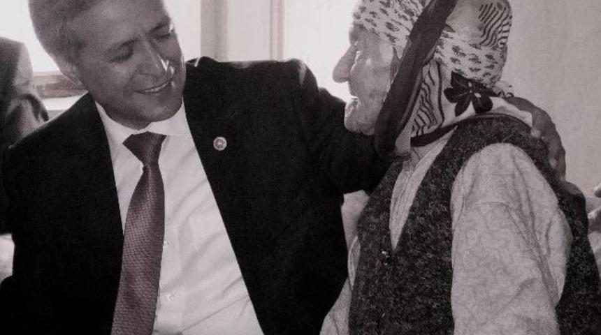 Ak Partili Yurttaş&rsquo;tan 106 Yaşındaki Akrabasına Ziyaret