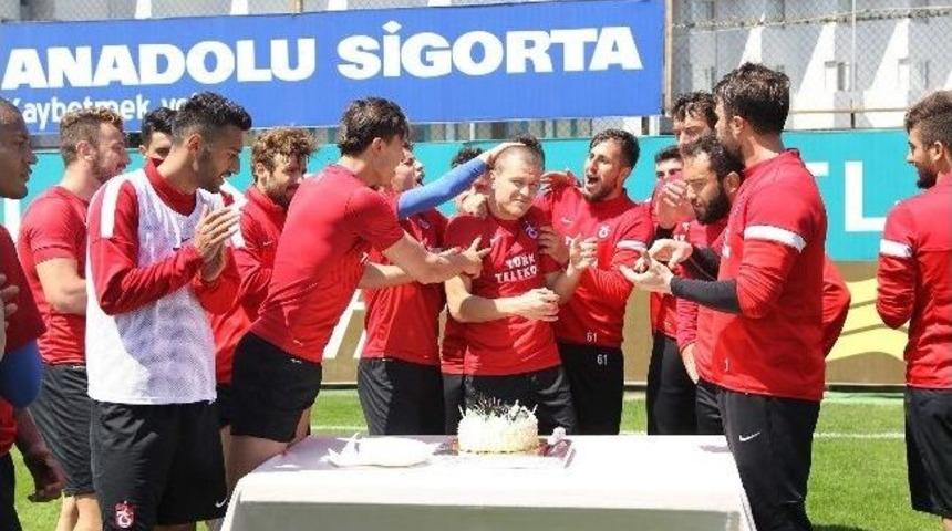 Trabzonspor'da Sol Bamba &Ccedil;alışmalara Başladı