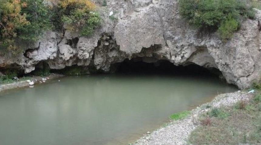 Karaisalı Yerk&ouml;pr&uuml; Mesire Yeri İhaleye &Ccedil;ıkarılıyor