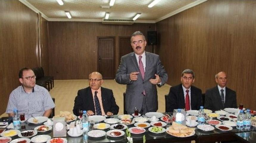 Aydınlı Gazeteciler Byegm B&ouml;lge Toplantısında Bir Araya Geldiler