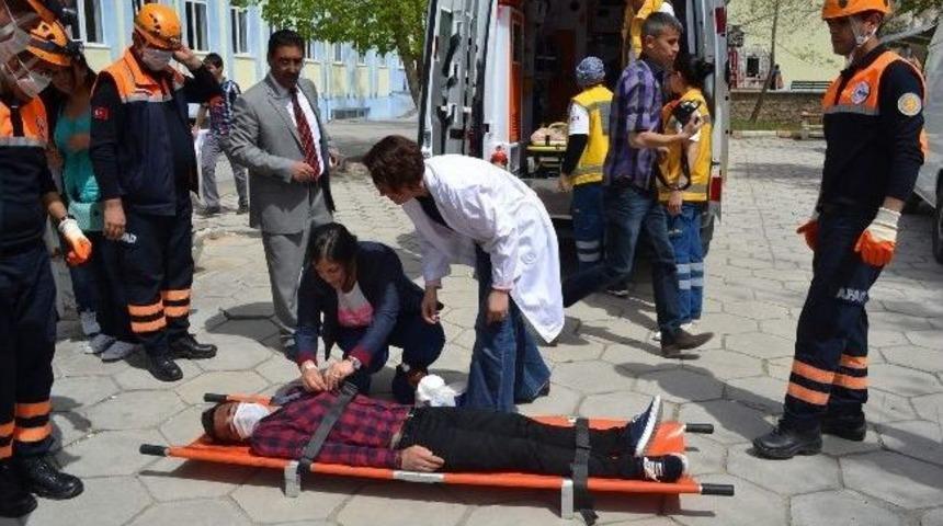 Ger&ccedil;eği Aratmayan Tatbikat