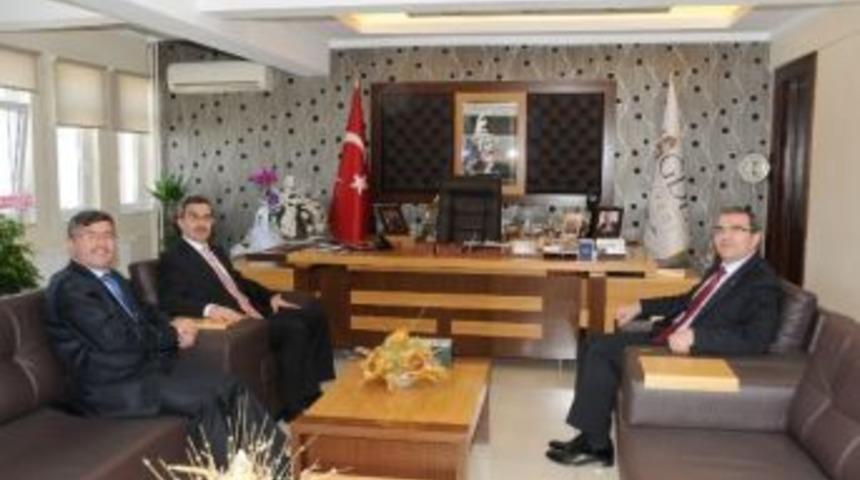 Başsavcı Ve Ağır Ceza Mahkemesi Başkanı'ndan Belediye Başkanı Akdoğan'a Ziyaret