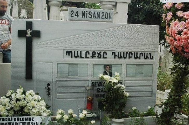 Ermeni Asıllı Er Sevag Şahin Balıkçı, Mezarı Başında Anıldı G4