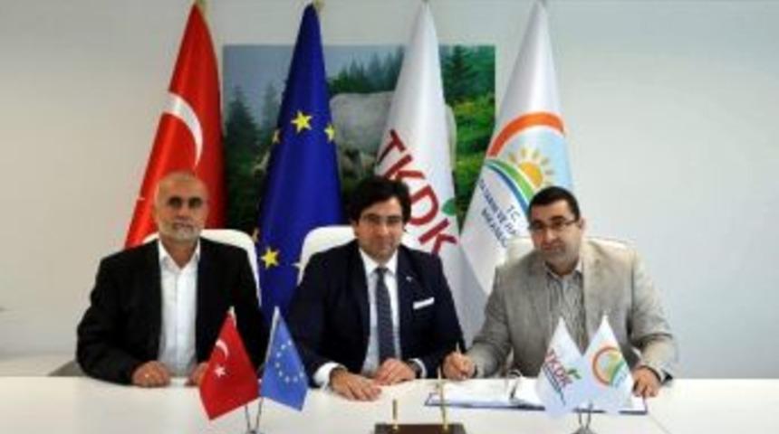 Aydın&rsquo;a Destek Yağıyor