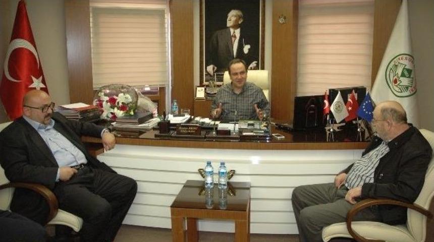 Giresunspor'dan Başkan Aksu'ya Ziyaret