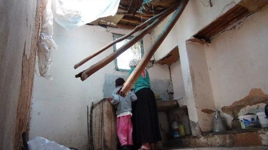 Tetik Ailesi, Harabe Evde Yaşam Savaşı Veriyor