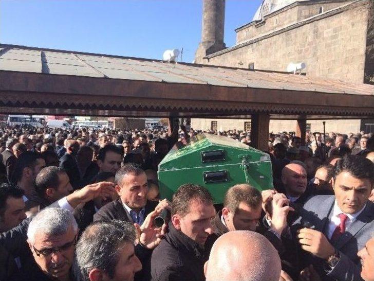 Karagöz Son Yolculuğuna Uğurlandı G5