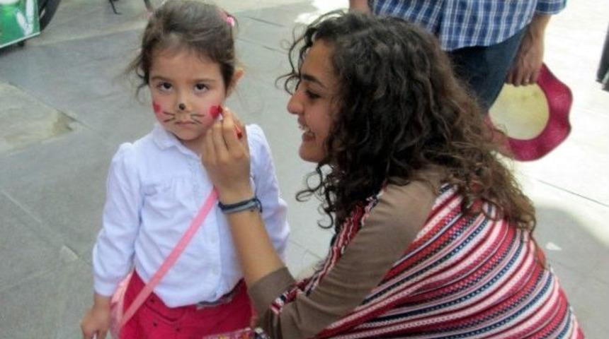 Nazilli'de Add’li Gençler 23 Nisan’ı Kutladı