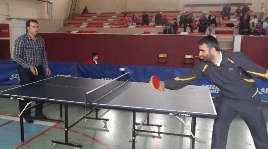 Van&rsquo;da Veliler Arası Masa Tenisi Turnuvası