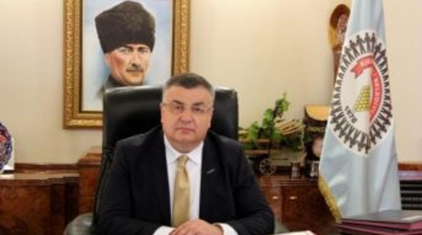 Kırklareli Belediye Başkanı'ndan &Uuml;z&uuml;nt&uuml; Mesajı