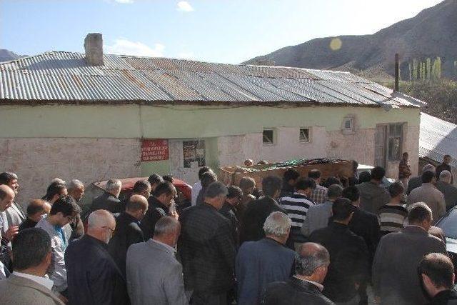 Hayatını Kaybeden Ehlibeyt-i Resul Derneği Başkanı Habip Coşkun, Son Yolculuğuna Uğurlandı