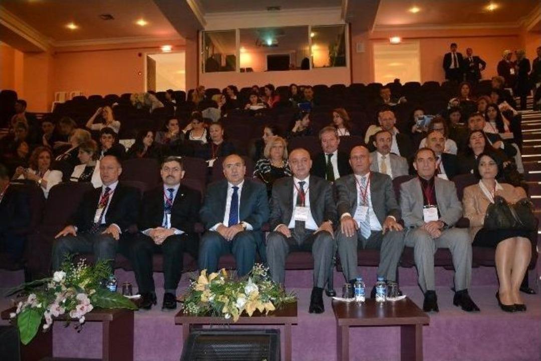 Tamamlayıcı Ve Alternatif Tıp Uygulamaları Kongresi Başladı