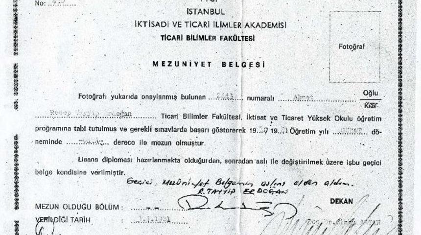 İşte Başbakan Erdoğan'ın Diploması