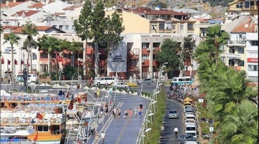 15 Bin Turist Paskalya Tatilinde Marmaris&rsquo;i Tercih Etti