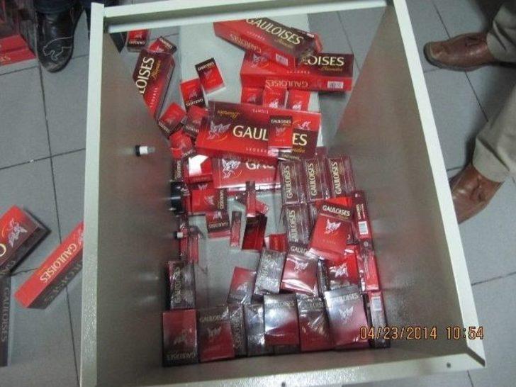 Bursa’da Gümrük Kaçağı Bin 750 Paket Sigara İle 71 Adet Cep Telefonu Ele Geçirildi G1