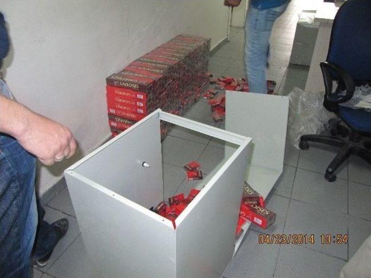 Bursa’da Gümrük Kaçağı Bin 750 Paket Sigara İle 71 Adet Cep Telefonu Ele Geçirildi G2