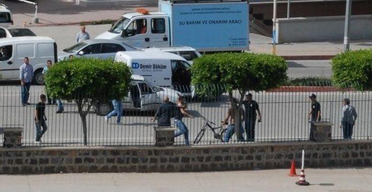 'yol Verme' Kavgasında Faciayı Polis Önledi G1