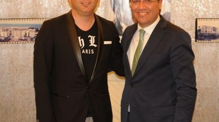 Hami Mandıralı, Başkan Taş&ccedil;ı'nın Konuğu Oldu