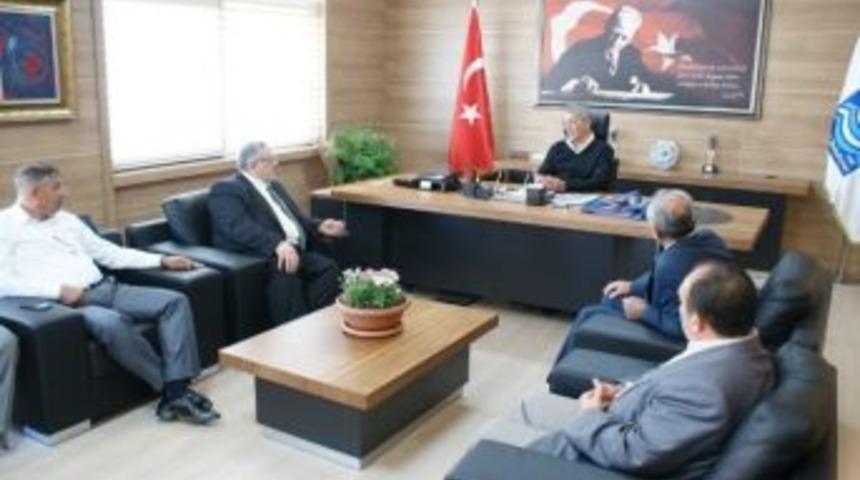 Mezitli Müftüsünden Başkan Tarhan'a Ziyaret