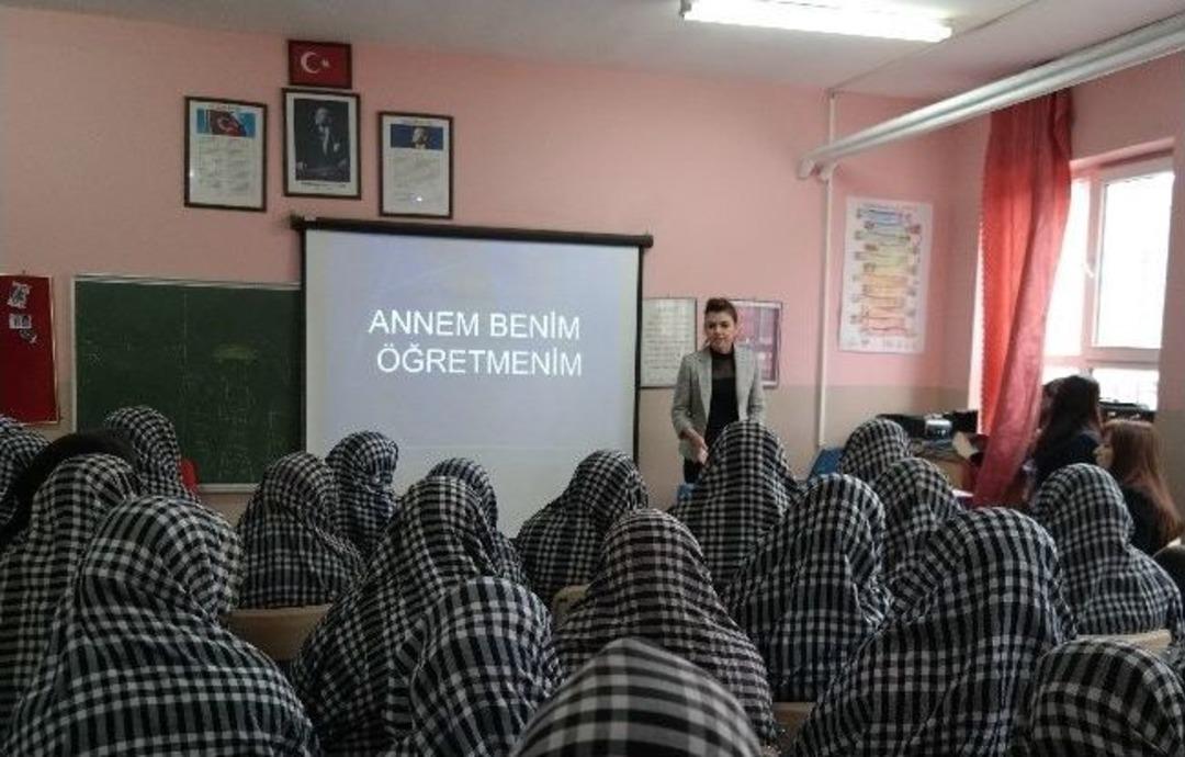 Pazaryolu Konakyeri Mahallesinde &Ccedil;ifte Bayram