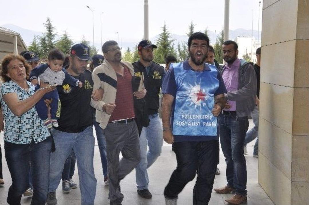 Polisten Mlkp &Ouml;rg&uuml;t&uuml;ne Darbe