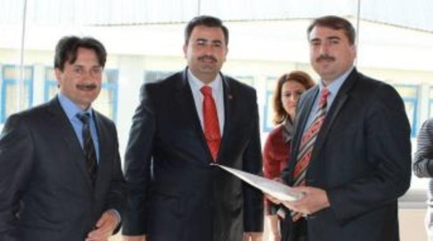 Başkan Ged&uuml;z'den &Ouml;ğrencilere 20 Bin Bilet