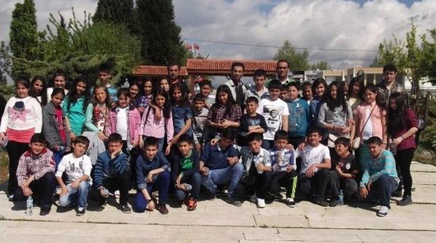 Atat&uuml;rk Ortaokulu Pamukkale&rsquo;de