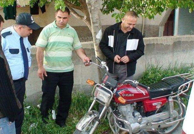 Çalınan Motosikletini Park Halinde Buldu