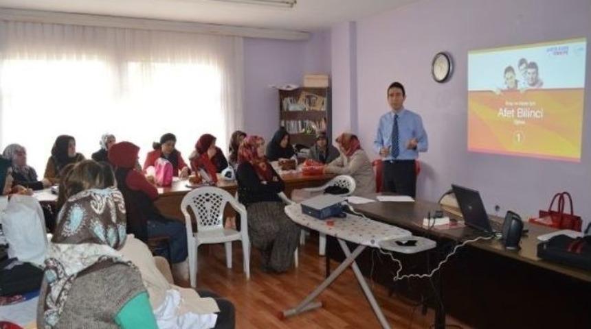 Halk Eğitim Merkezi Personeline Afet Bilinci Eğitimi Verildi