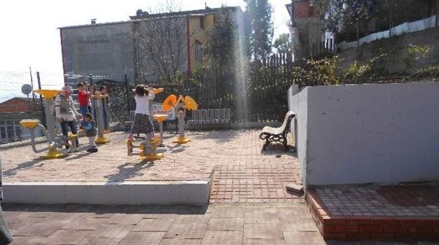 İzmit Belediyesi&rsquo;nden Tavşantepe&rsquo;ye Park